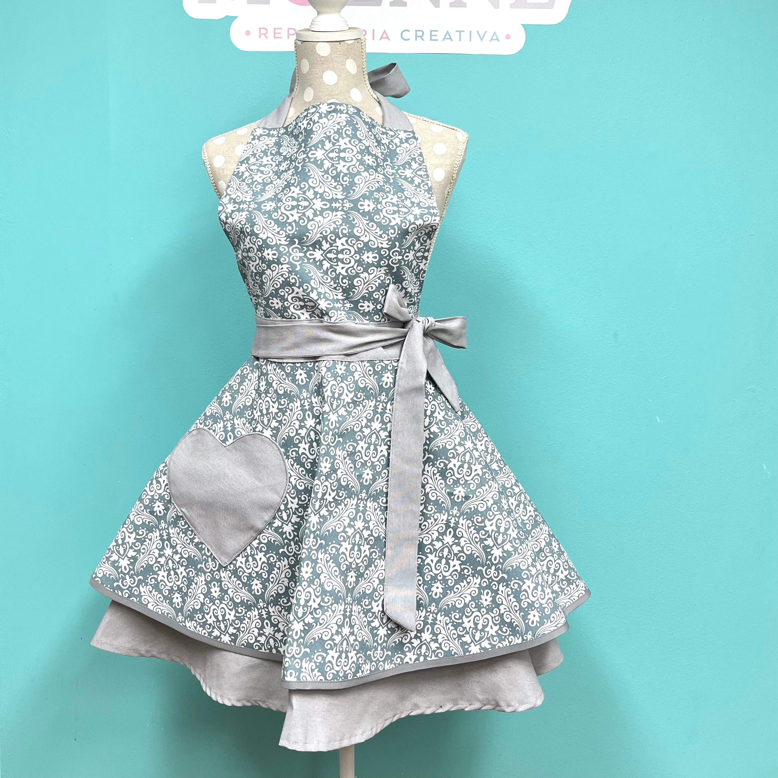 Delantal MoenneStudio Gris